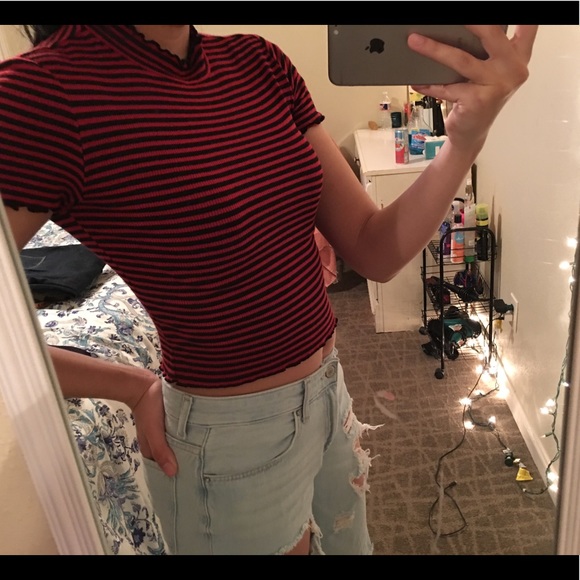 Striped cropped tee - Picture 2 of 3
